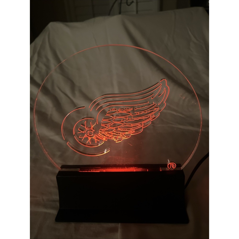 Vintage Detroit Red Wings Light‎ Sculpture by Midnight Map Co USA – Works